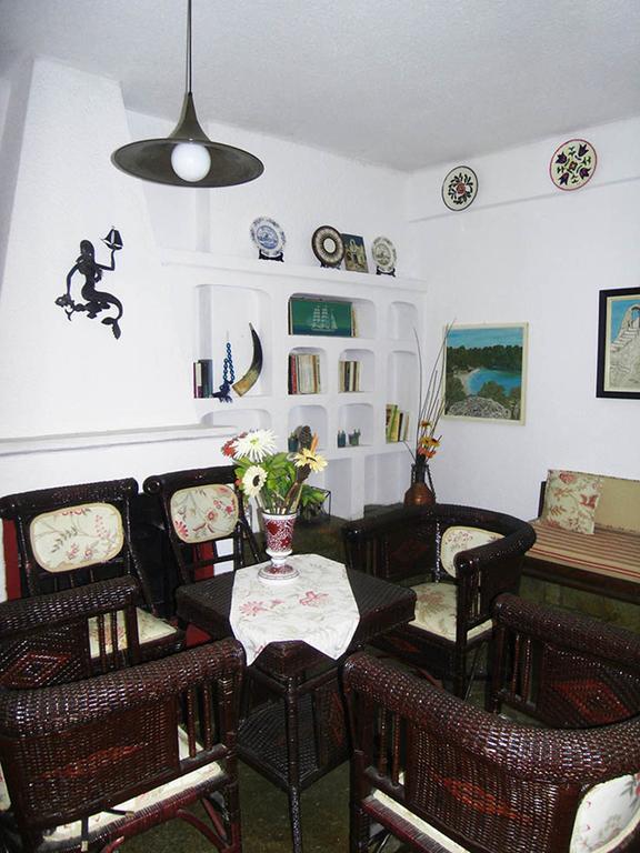 Charming Maisonette Полихроно Экстерьер фото